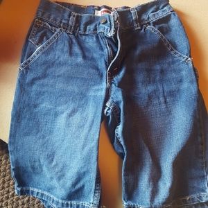 2 pairs of Levi's shorts